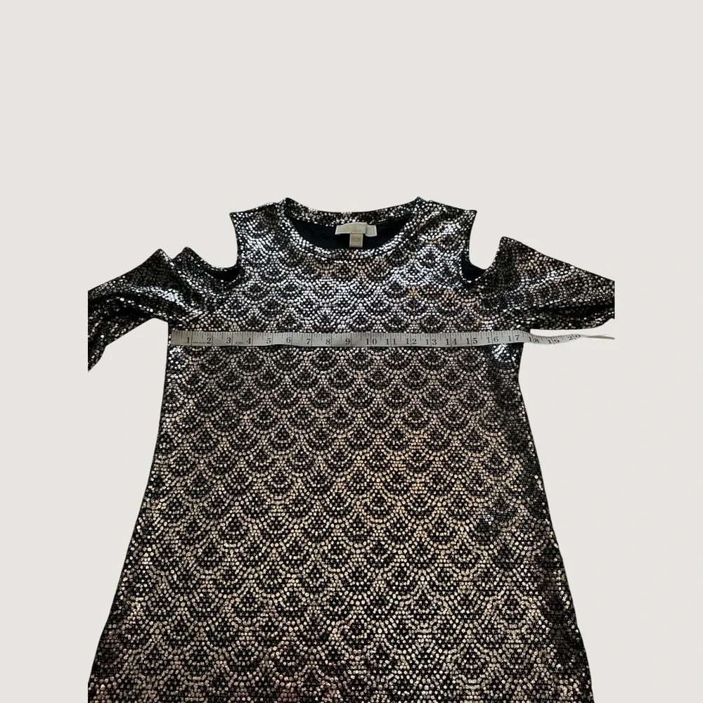 Michael Kors Womens Black Silver Metallic Cold Shoulder Scallop Tunic Top Medium